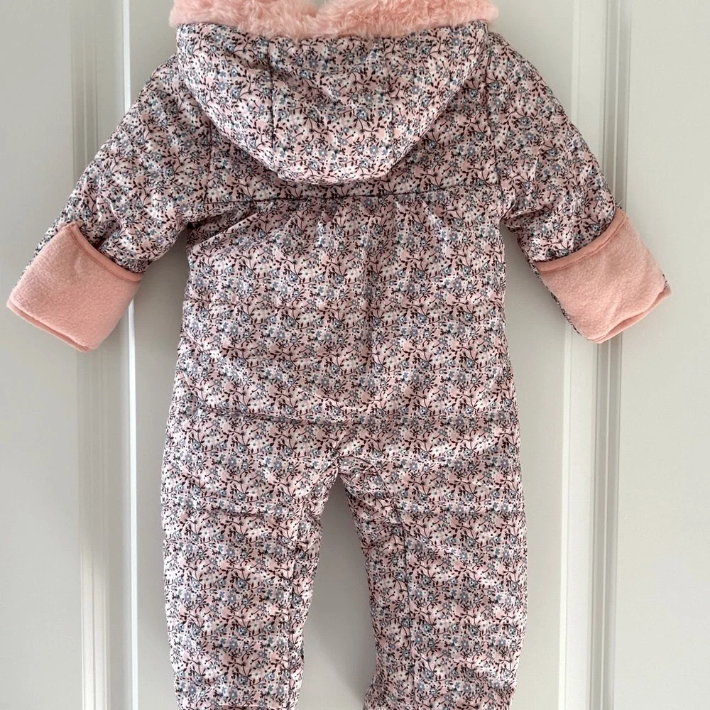 Baby Colors adorable cozy